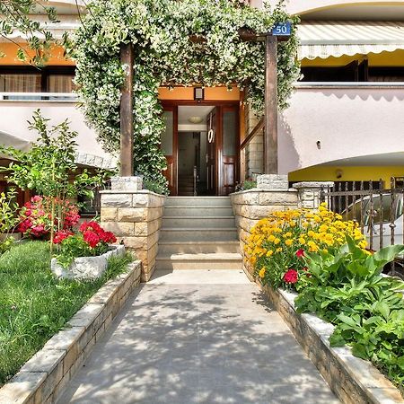 Apartment Roko Umago Exterior foto