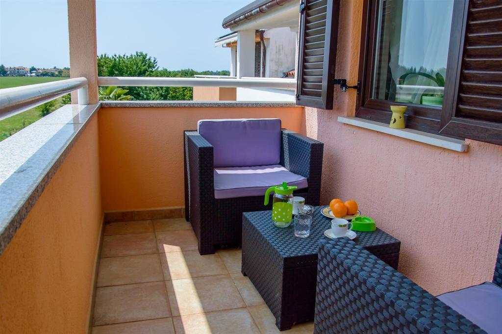 Apartment Roko Umago Exterior foto