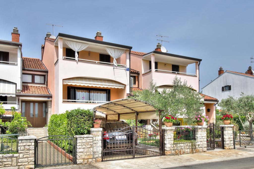 Apartment Roko Umago Exterior foto