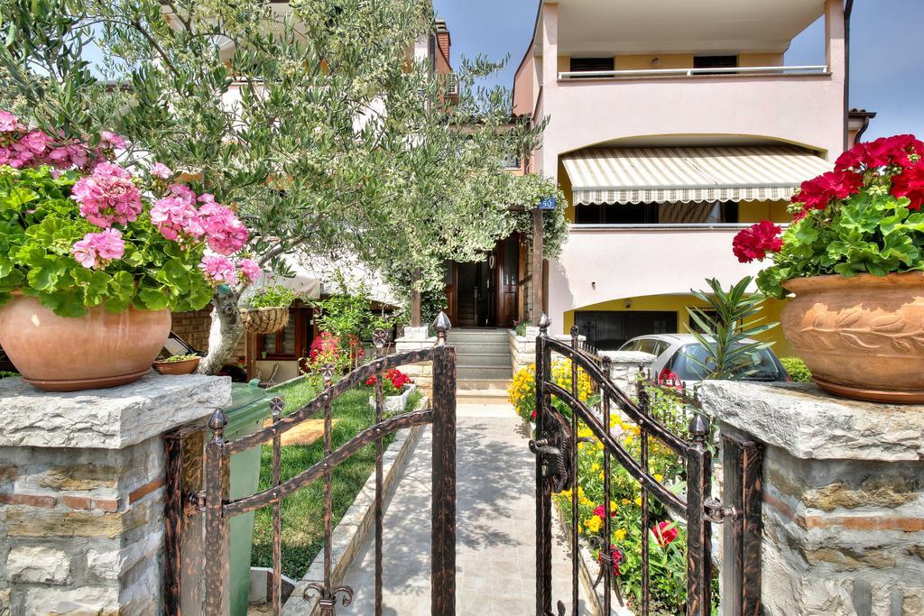 Apartment Roko Umago Exterior foto
