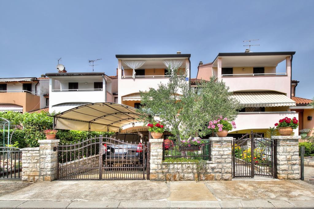 Apartment Roko Umago Exterior foto